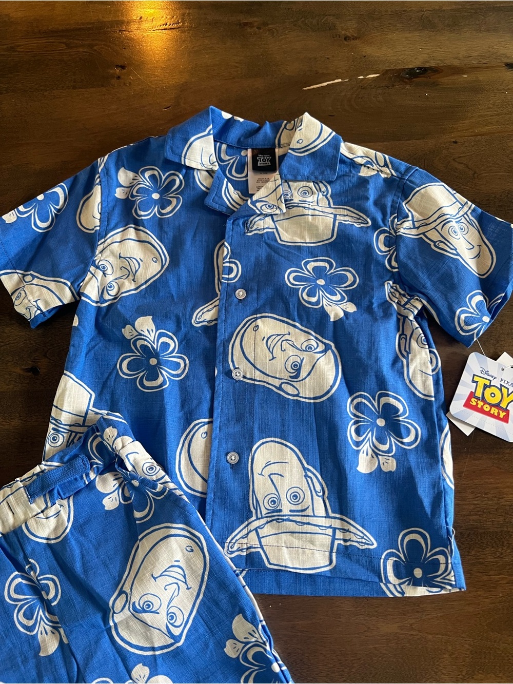 Disney Pixar Toy Story Boys 4T Hawaiian Shirt Shorts Set Blue NWT - Picture 3 of 9